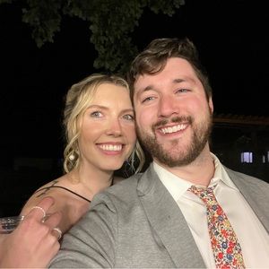 Meet your Posher, Emi